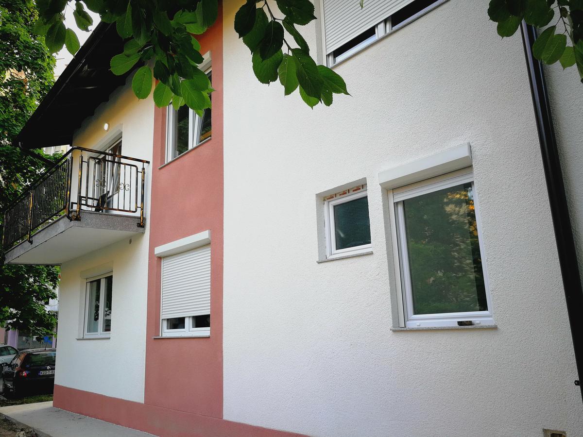 Hostel Omega Banja Luka Exterior photo