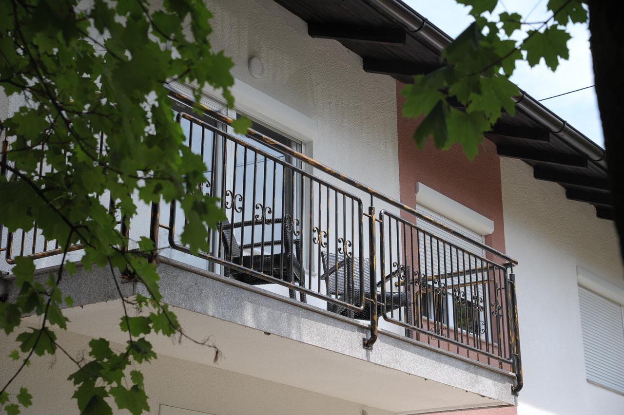 Hostel Omega Banja Luka Exterior photo