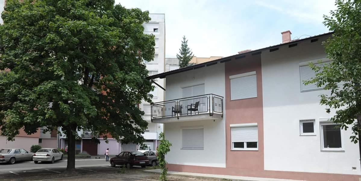 Hostel Omega Banja Luka Exterior photo